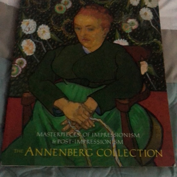 Almost new book - Picture 2 of 3